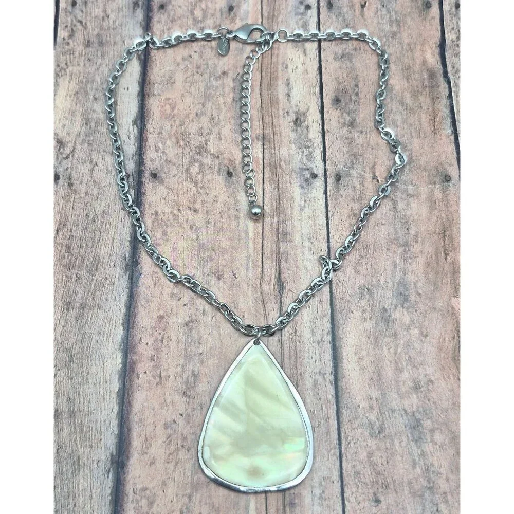 Chico's Boho Silver Tone Chain MOP Cream Teardrop Pendant Necklace
